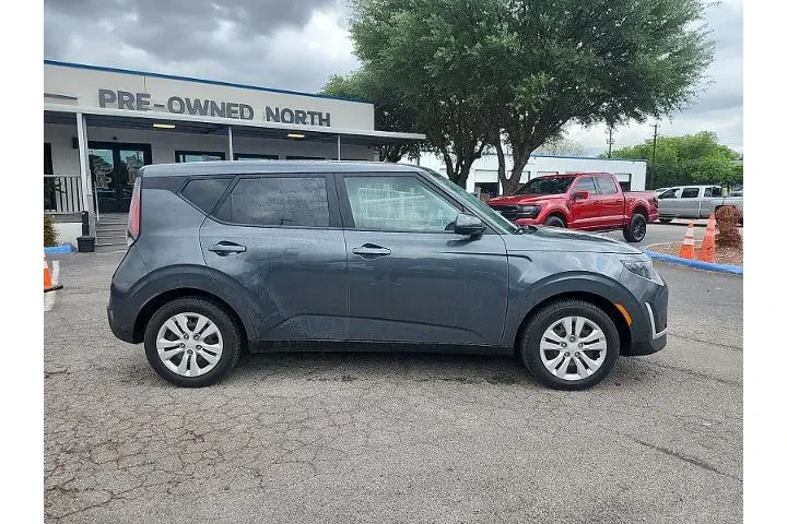 $17597 : Kia Soul 2024 S 4dr Crossove image 2