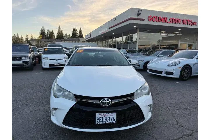 $16495 : Toyota Camry 2017 SE 4dr Sed image 2