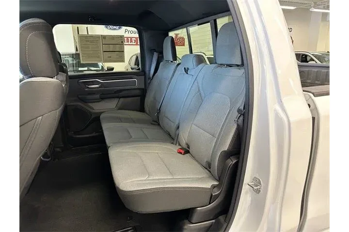 $36000 : Ram 1500 2022 4x4 Big Horn 4 image 5