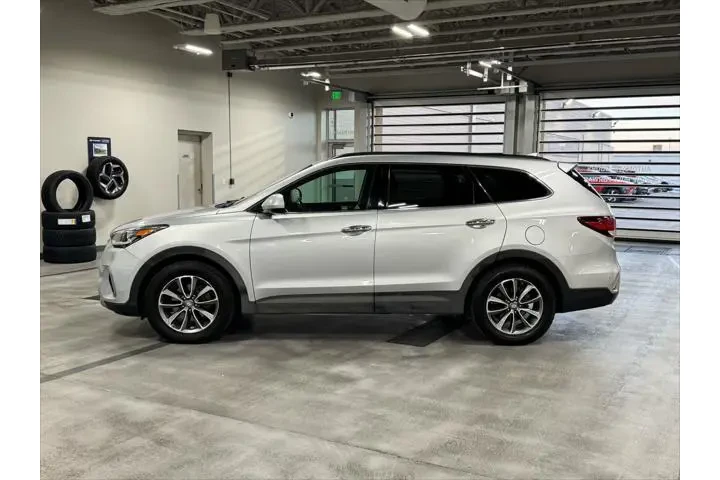$9263 : Hyundai SANTA FE 2017 AWD SE image 2