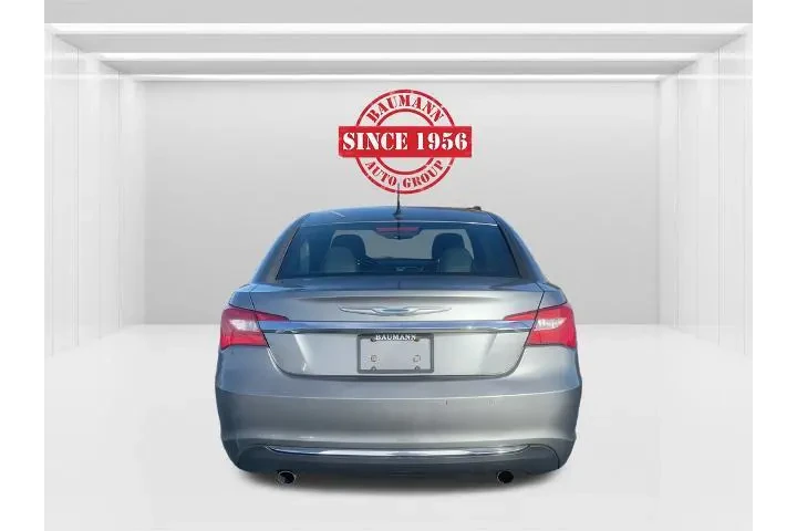 $4980 : Chrysler 200 2011 Limited 4d image 6