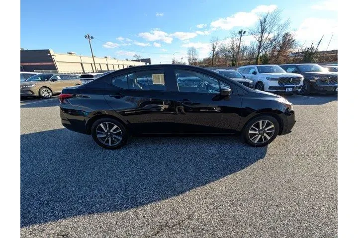 $13000 : Nissan Versa 2021 SV 4dr Sed image 7