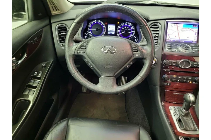 $18998 : INFINITI QX50 2017 4dr Cross image 10