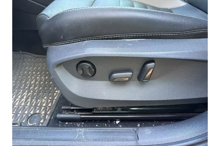 $17500 : Volkswagen Taos 2022 SEL 4dr image 8