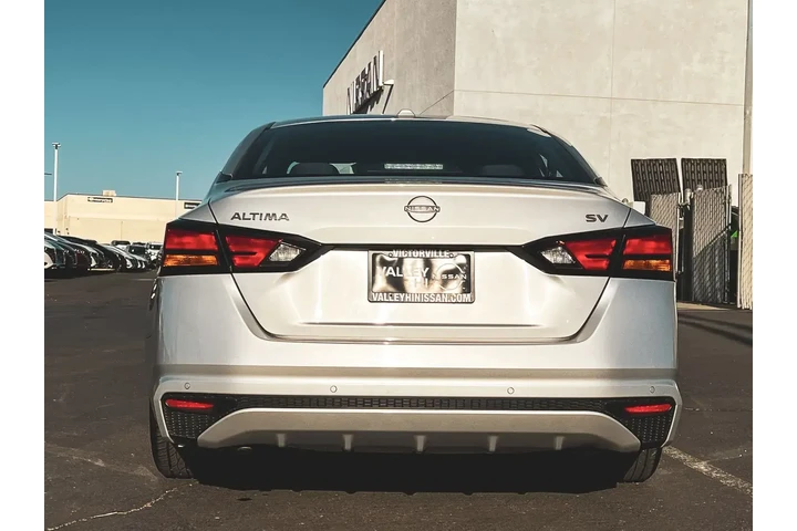 $18836 : Nissan Altima 2024 2.5 SV 4d image 6