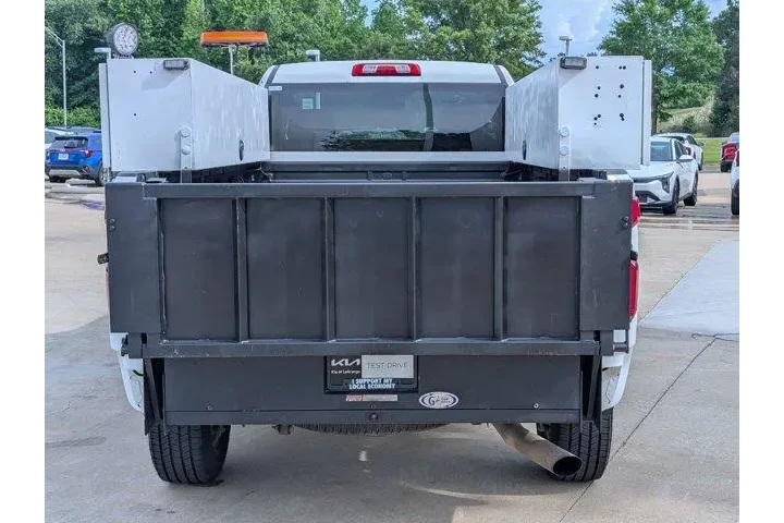 $39995 : Chevrolet Silverado 2500HD 2 image 6