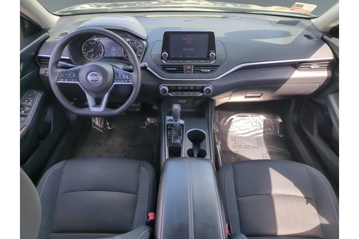 $24398 : Nissan Altima 2022 2.5 SV 4d image 10