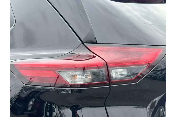 $23695 : Nissan Rogue 2023 AWD SL 4dr image 10