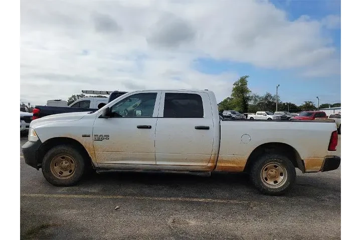 $24334 : Ram 1500 Classic 2022 4x4 Tr image 3