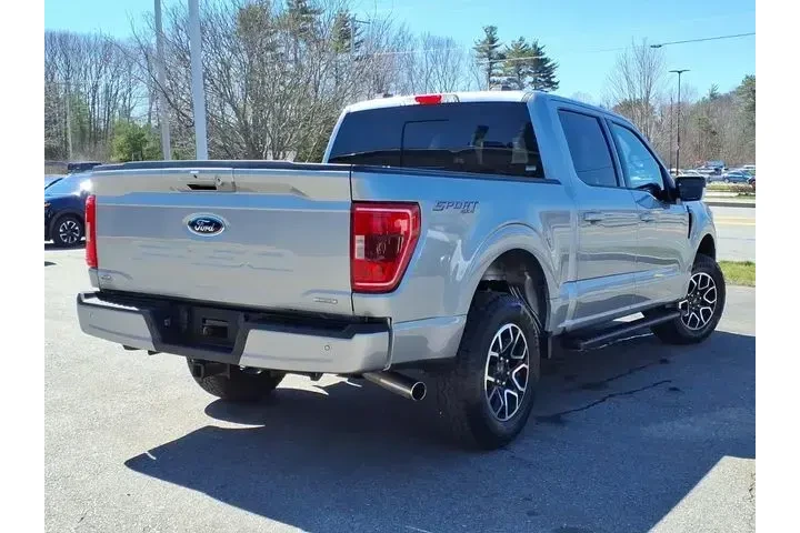$39839 : Ford F-150 2023 4x4 XLT 4dr image 5