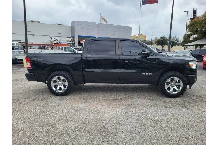 $32000 : Ram 1500 2022 4x2 Big Horn 4 image 2
