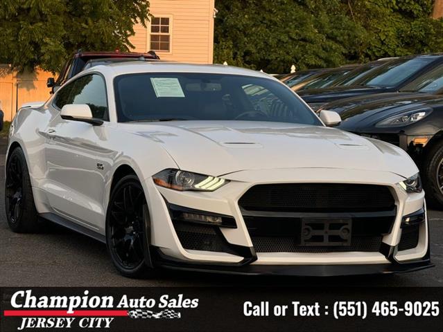 Used 2019 Mustang GT Premium image 3