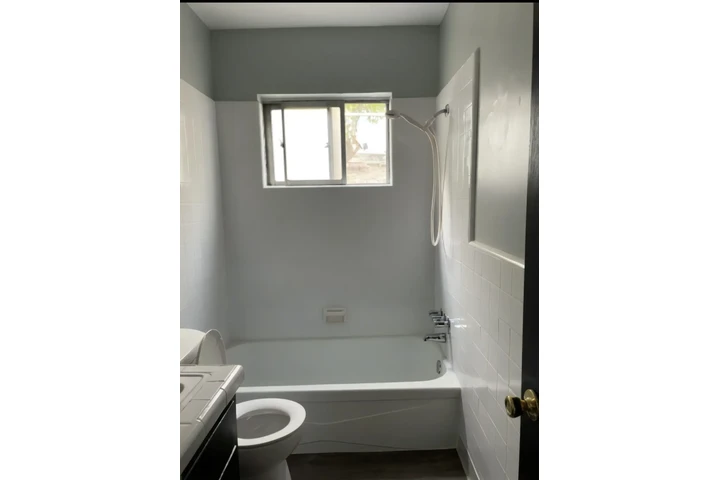 $800 : Rentó Cuarto image 3