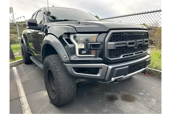 $40000 : Ford F-150 2017 4x4 Raptor 4 image 3