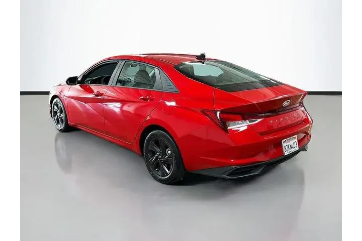 $15819 : Hyundai ELANTRA 2022 SEL 4dr image 5