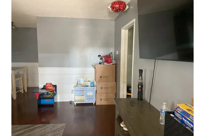 $1470 : Norwalk - Single Family Listo image 7