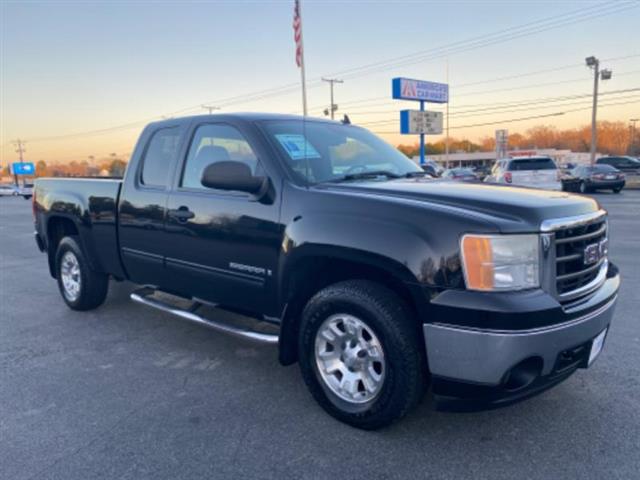 2008 GMC Sierra 1500 image 3