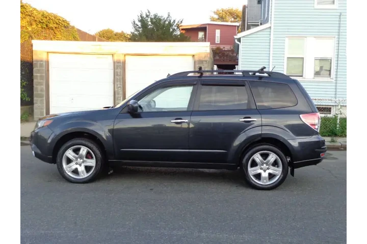 $7950 : 2009 Forester 2.5 X Premium image 9
