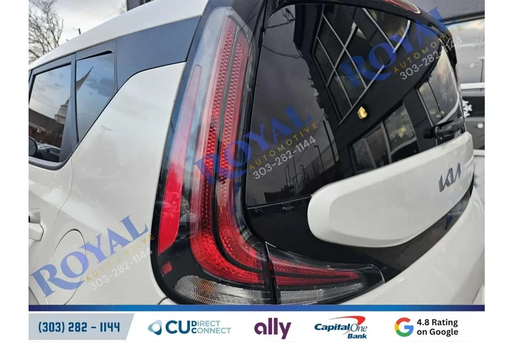 $17995 : 2023 Soul EX image 9