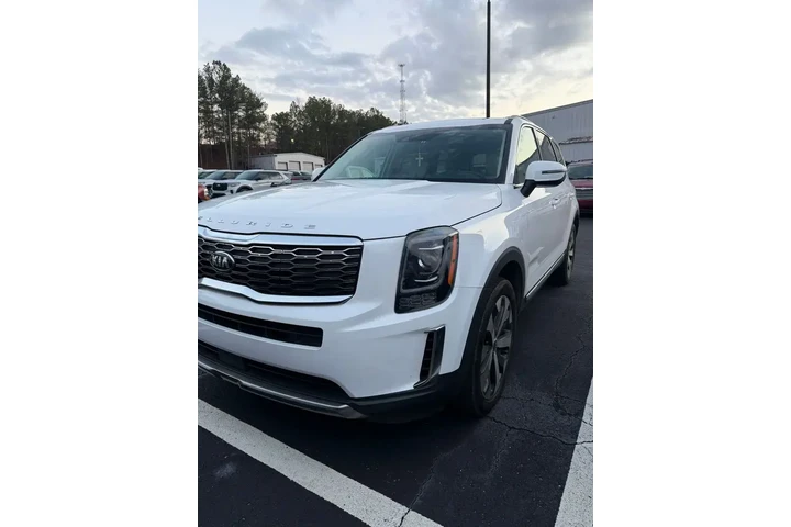 $22174 : Kia Telluride 2021 S 4dr SUV image 2