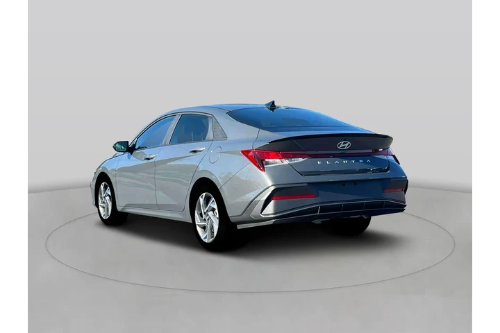 $16920 : Hyundai ELANTRA 2025 SEL Spo image 5
