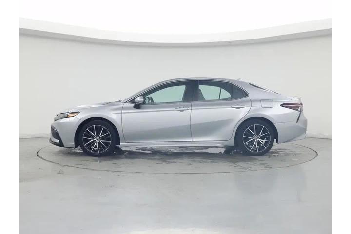 $26998 : Toyota Camry 2023 AWD SE 4dr image 3