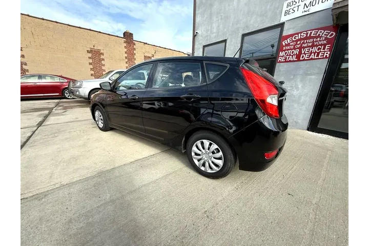 $5204 : 2012 Accent GS 5-Door image 3