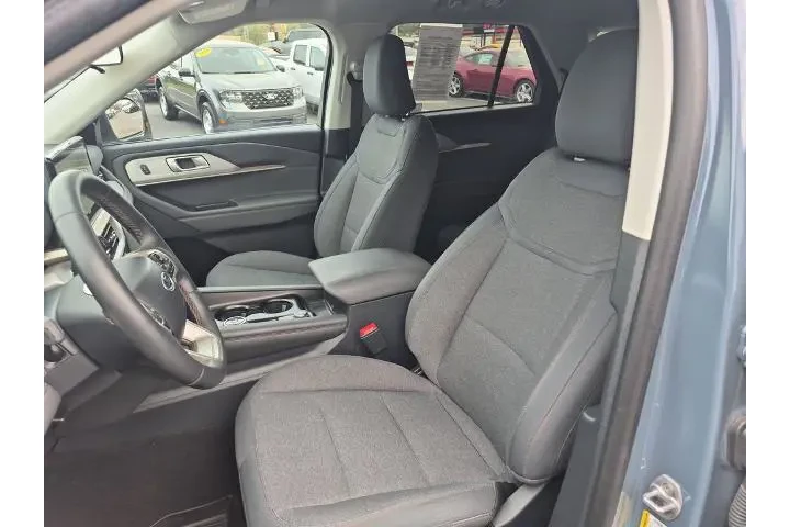 $36353 : Ford Explorer 2025 Active 4d image 9