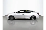 $18250 : Nissan Maxima 2021 3.5 SV 4d thumbnail