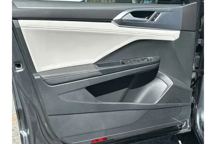 $23648 : Volkswagen Taos 2025 SE 4dr image 10