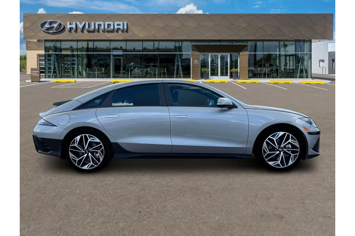 $30828 : Hyundai IONIQ 6 2025 SEL 4dr image 9