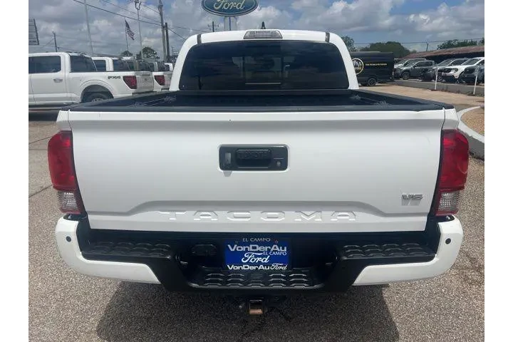 $26995 : Toyota Tacoma 2017 4x4 TRD P image 7