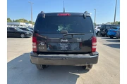 $5980 : 2011 Liberty 4WD 4dr Sport thumbnail