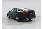 $21998 : Nissan Altima 2022 2.5 SR 4d thumbnail