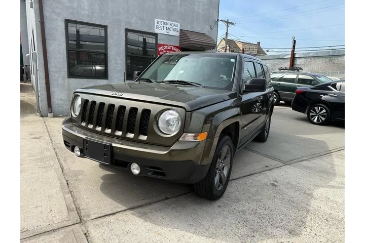 $6995 : 2015 Patriot Latitude 4WD image 9