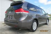 $14895 : 2013 Sienna thumbnail