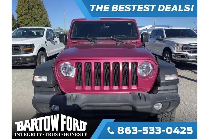 $33990 : Jeep Wrangler Unlimited 2021 image 2