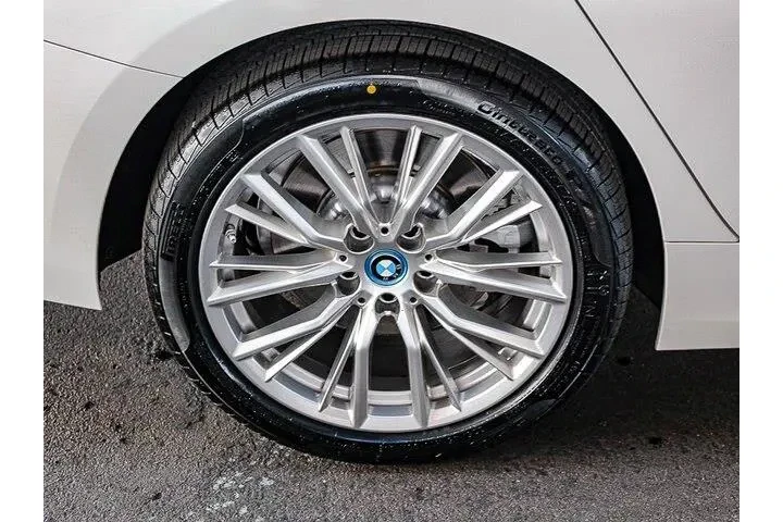 $37191 : BMW 3 Series 2024 330e 4dr S image 10