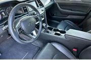 $14000 : Hyundai SONATA 2018 SEL+ 4dr thumbnail