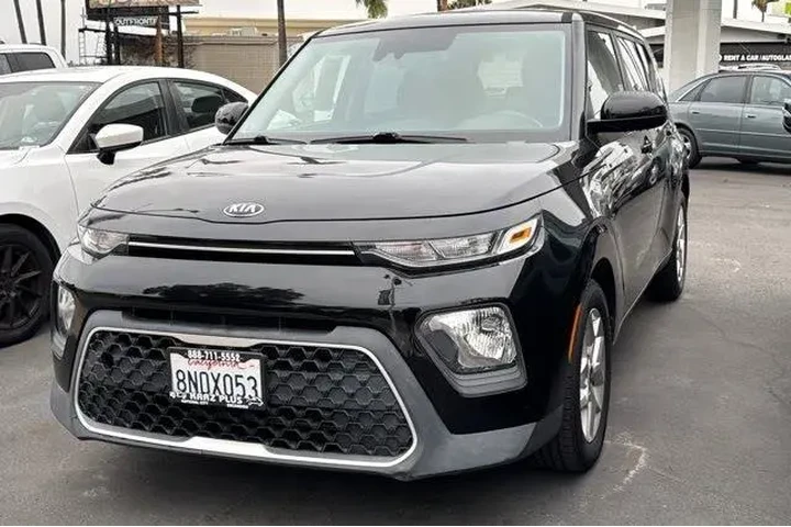 $13900 : Kia Soul 2020 S 4dr Crossove image 2