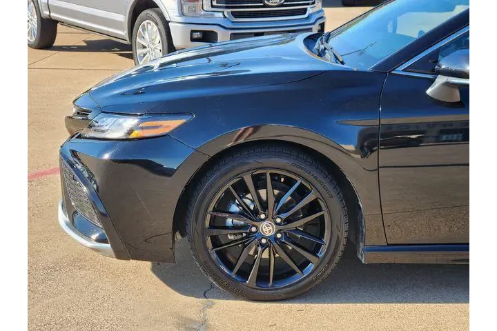 $26205 : Toyota Camry 2023 XSE 4dr Se image 8