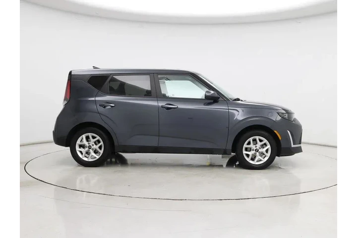 $17998 : Kia Soul 2024 LX 4dr Crossov image 7