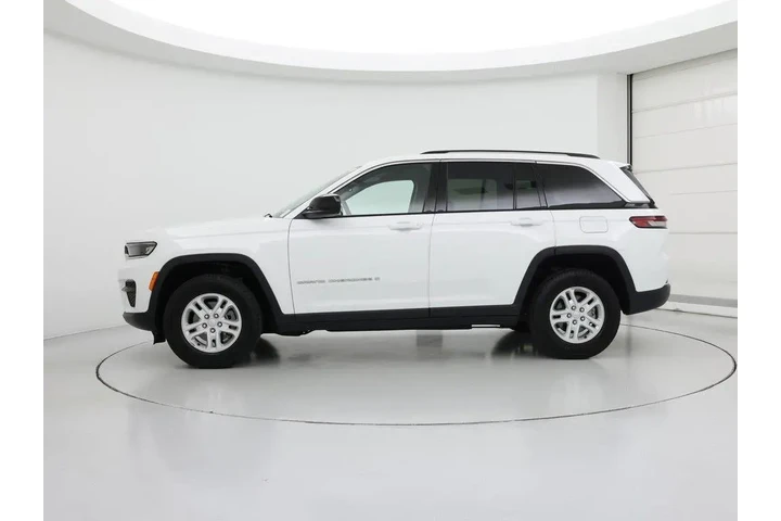 $28998 : Jeep Grand Cherokee 2023 4x4 image 3