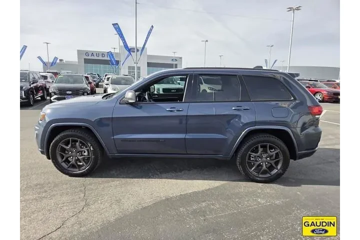 $27502 : Jeep Grand Cherokee 2021 4x4 image 4