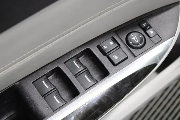 $19973 : Acura TLX 2018 4dr Sedan w/T image 4