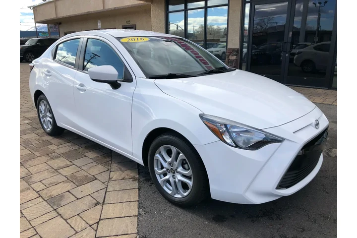 $12990 : 2016 iA 6A image 8