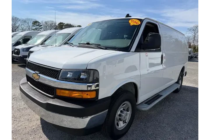 $33700 : Chevrolet Express 2024 2500 image 3