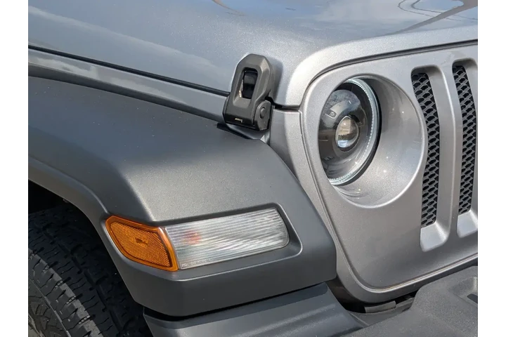 $25995 : Jeep Wrangler Unlimited 2018 image 9