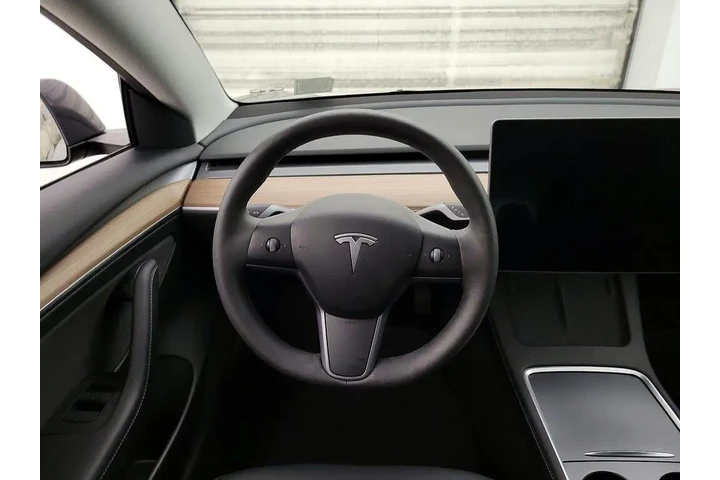 $27998 : Tesla Model 3 2023 4dr Sedan image 10