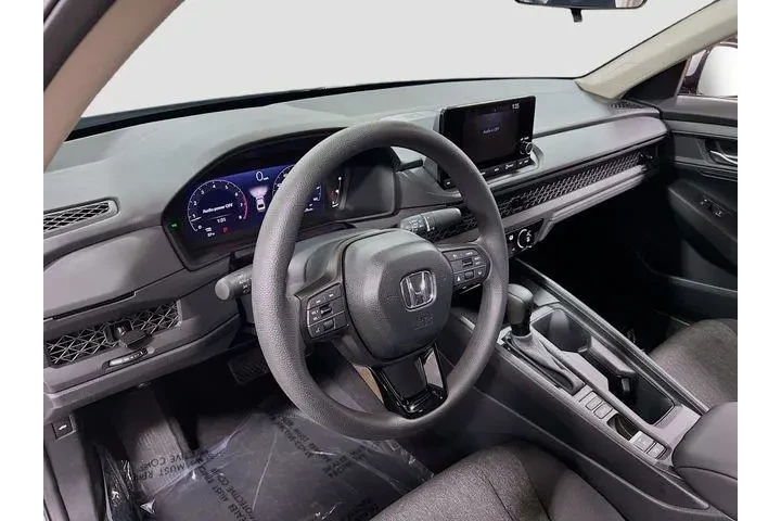 $25359 : Honda Accord 2025 LX 4dr Sed image 9